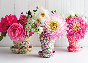 Trendsetting Flower Arrangements Starting From Rs 699